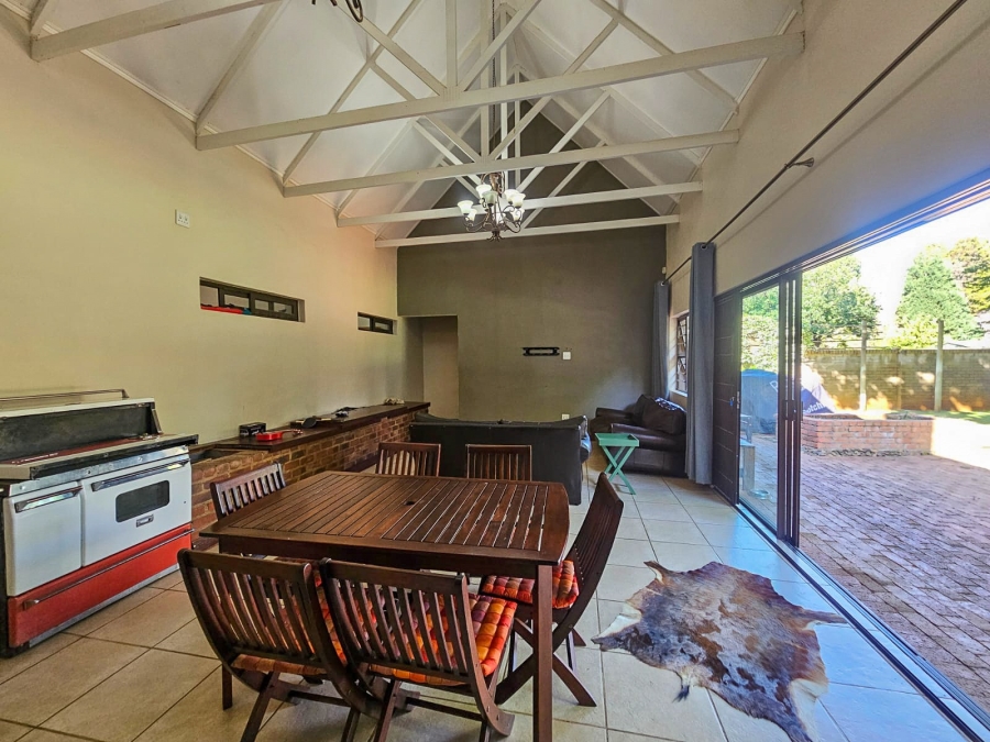 4 Bedroom Property for Sale in Mooivallei Park North West